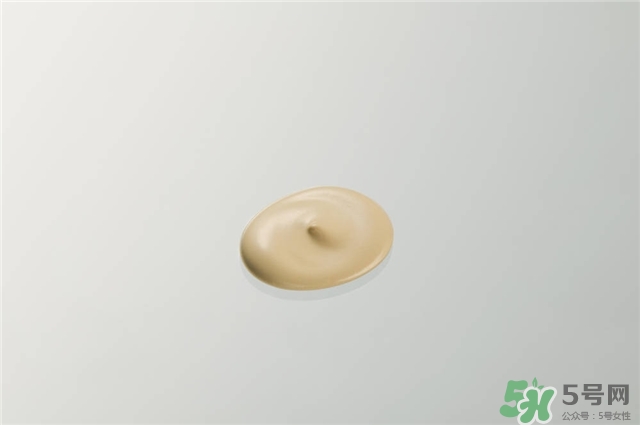 粉底液使用注意事项 使用粉底液要注意什么